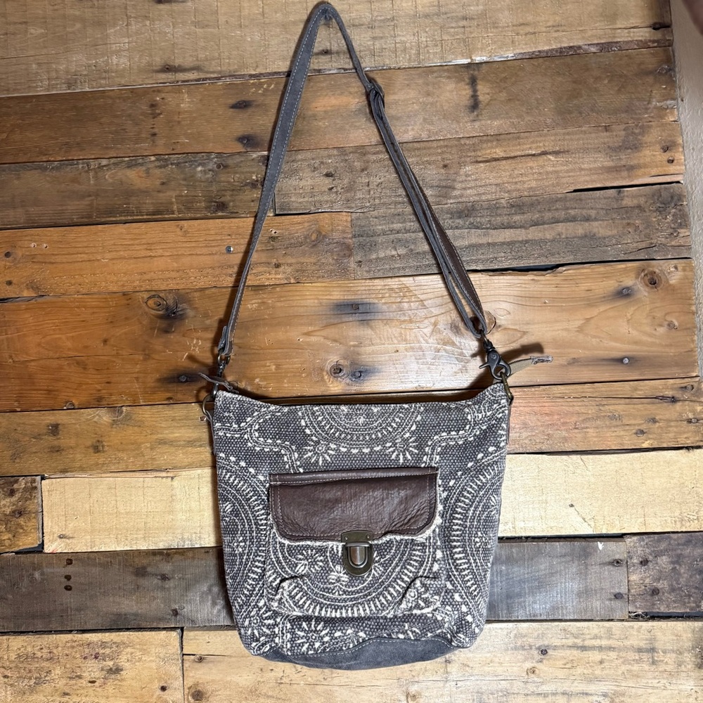 MYRA INDIGO UPCYCLED CANVAS LEATHER‎ SHOULDER BAG